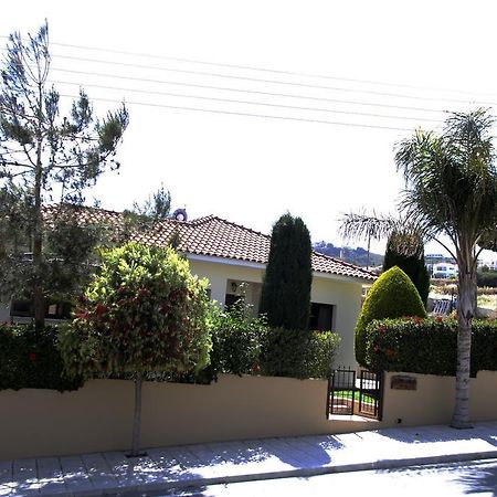 Eve Pissouri Rozaki Villa Kamer foto