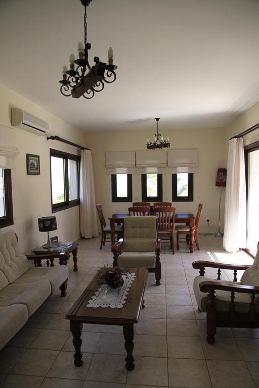 Eve Pissouri Rozaki Villa Kamer foto